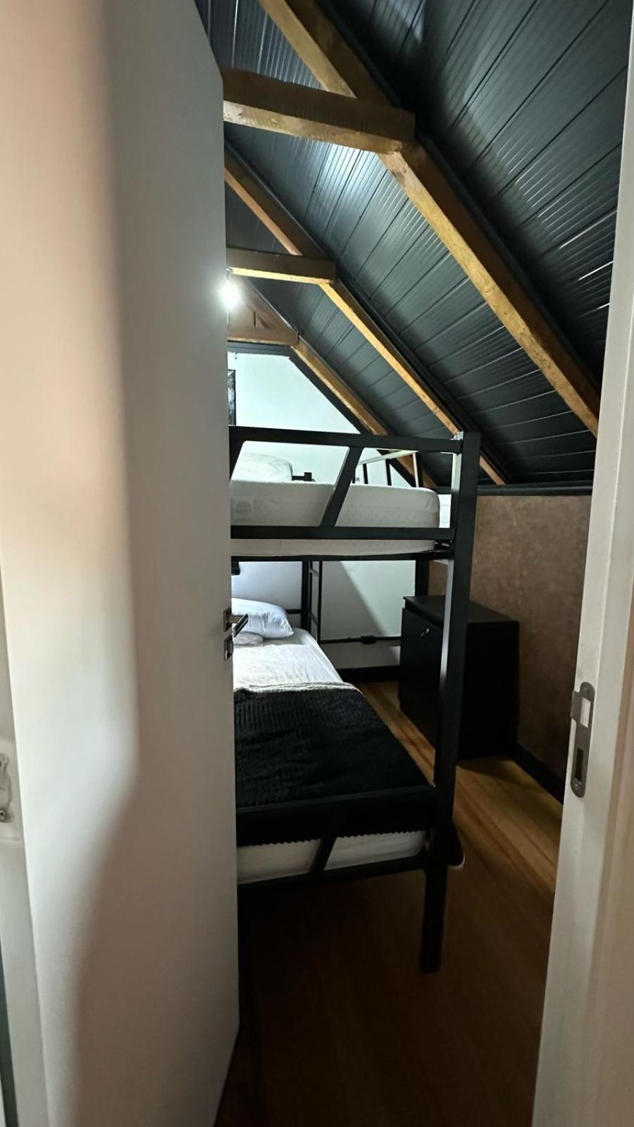 Hostel Hug Brasil 库里提巴 外观 照片
